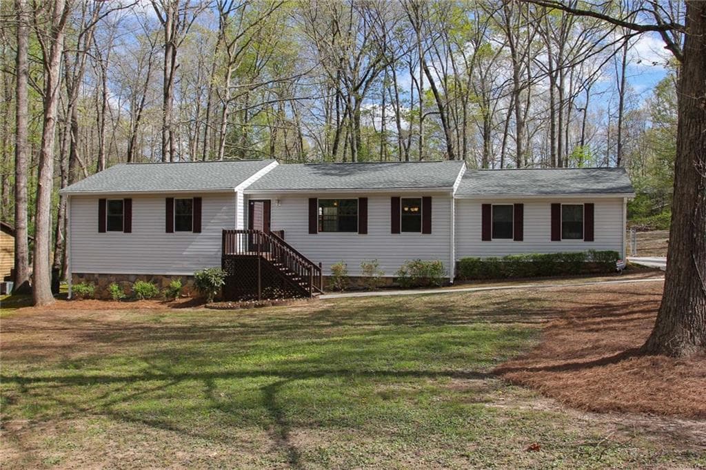 423 Trotters Ridge, Lawrenceville, GA 30043 — most recent listing photo