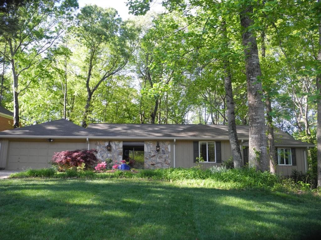 11580 Mountain Laurel Drive, Roswell, GA 30075 — most recent listing photo