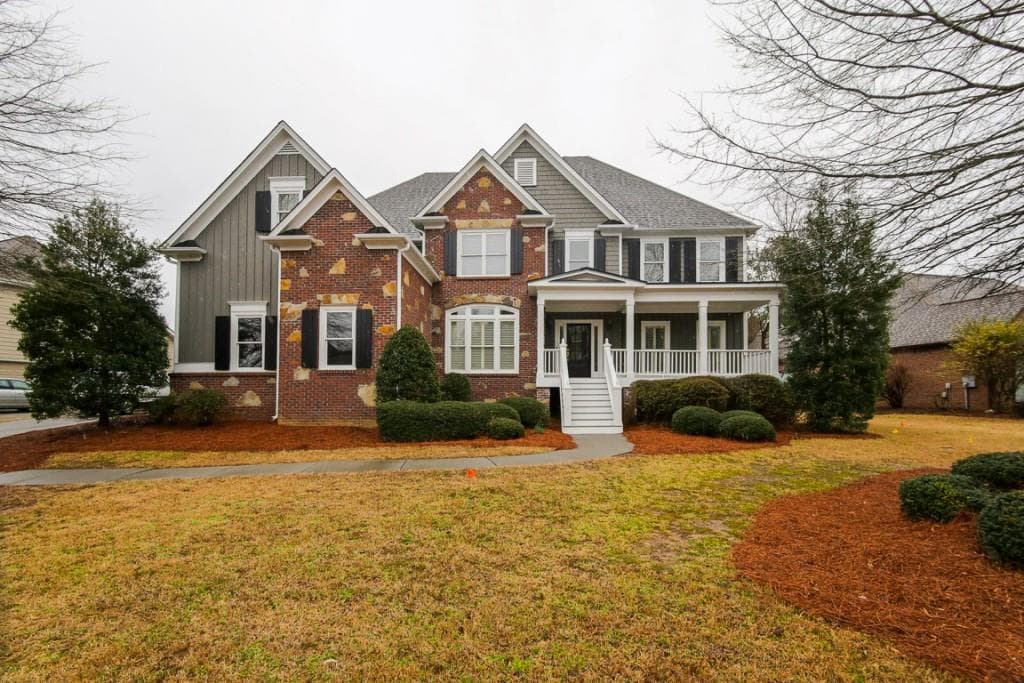 5 bedroom, 3,746 sq ft single family residence sold at 1106 BRIDGEMILL Avenue, Canton, GA 30114