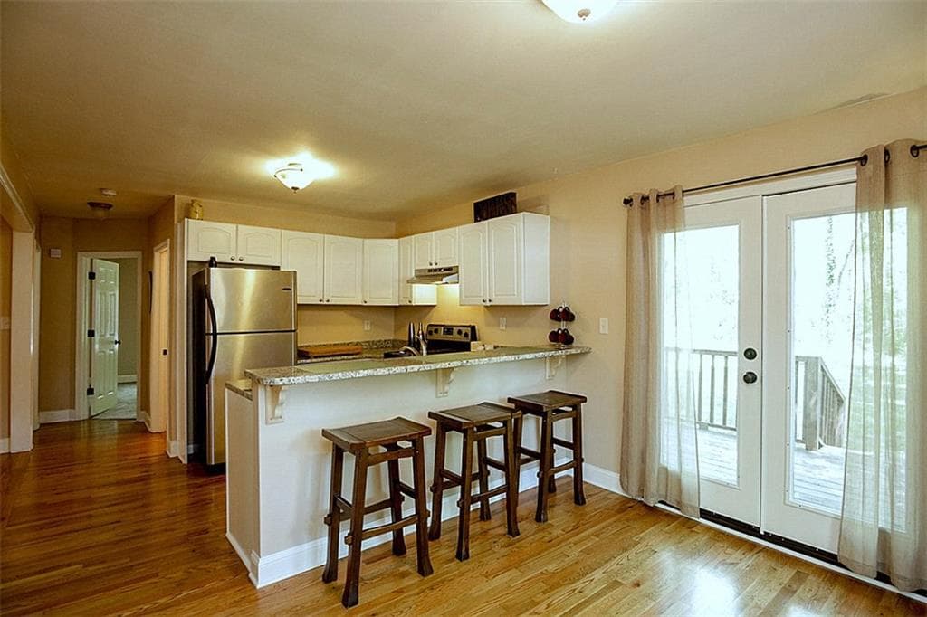 3 bedroom, 1,282 sq ft single family residence sold at 1971 Main Street, Atlanta, GA 30318