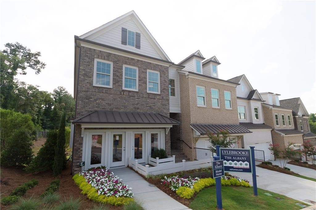 3473 Fenton Drive 61, Smyrna, GA 30080 — most recent listing photo