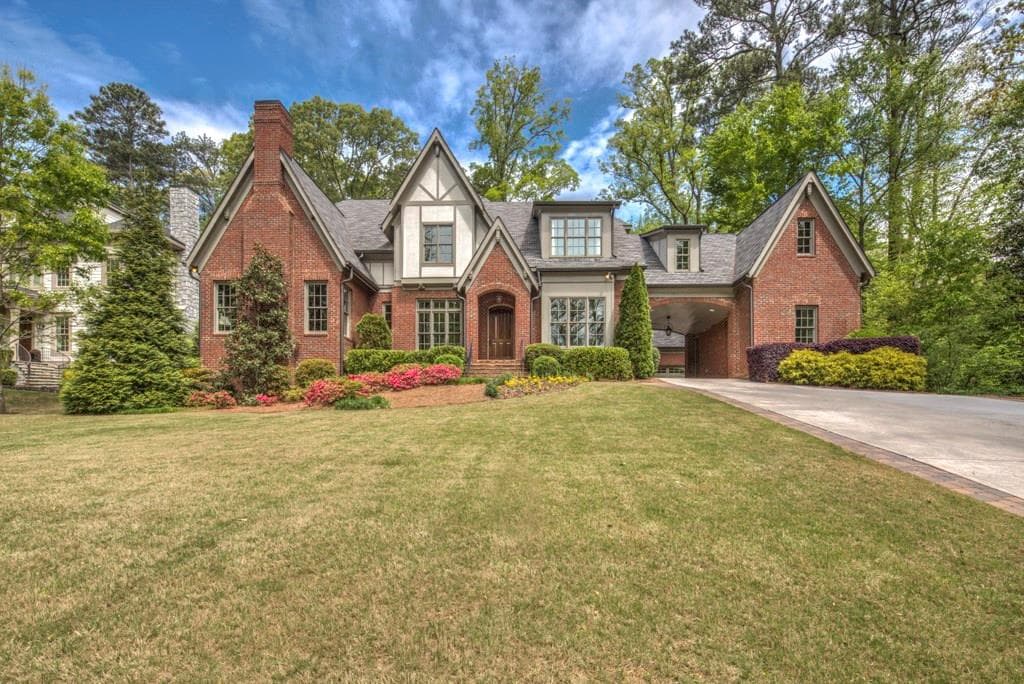 6 bedroom, 5,118 sq ft single family residence sold at 1215 W Wesley Road, Atlanta, GA 30327