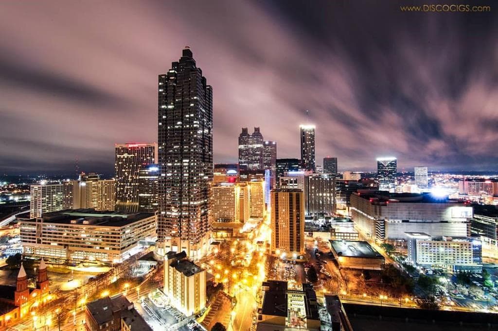 2 bedroom, 1,075 sq ft condominium sold at 400 W Peachtree Street 3511, Atlanta, GA 30308