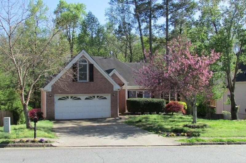 570 Oxford Crest Court, Lawrenceville, GA 30043 — most recent listing photo