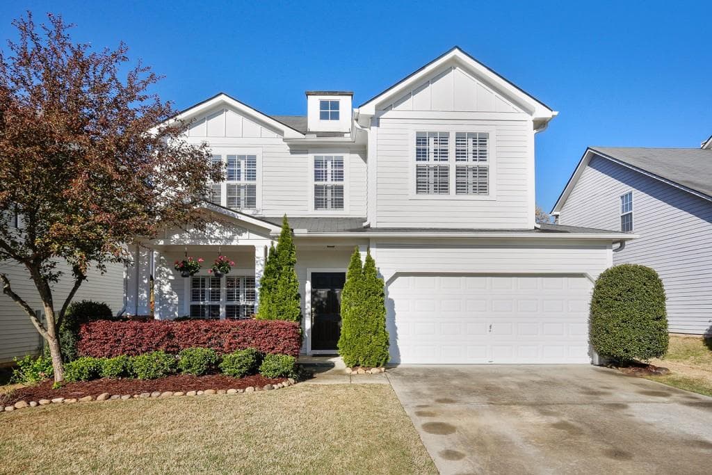 4 bedroom, 1,823 sq ft single family residence sold at 1370 Dukes Creek Drive, Kennesaw, GA 30152