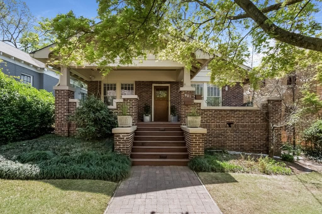 3 bedroom, 2,416 sq ft single family residence sold at 901 Adair Avenue, Atlanta, GA 30306