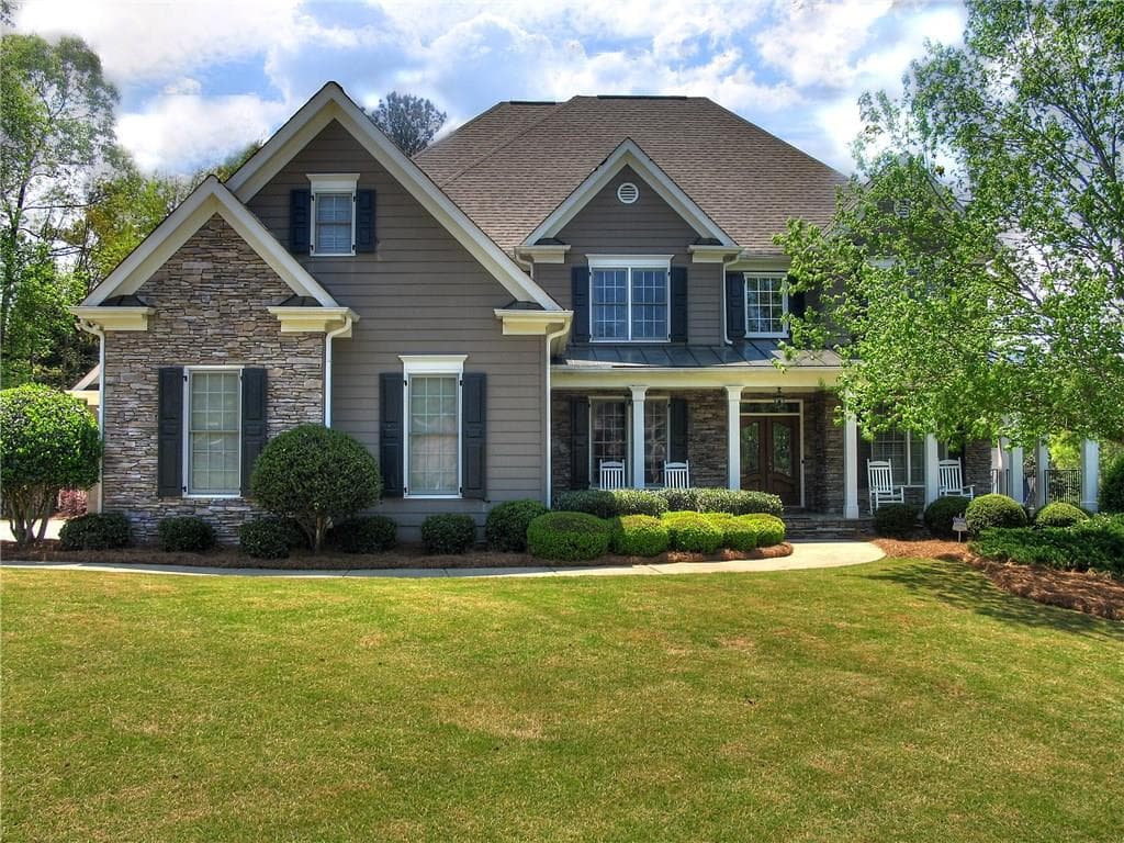 6 bedroom, 4,751 sq ft single family residence sold at 2013 Gold Leaf Parkway, Canton, GA 30114