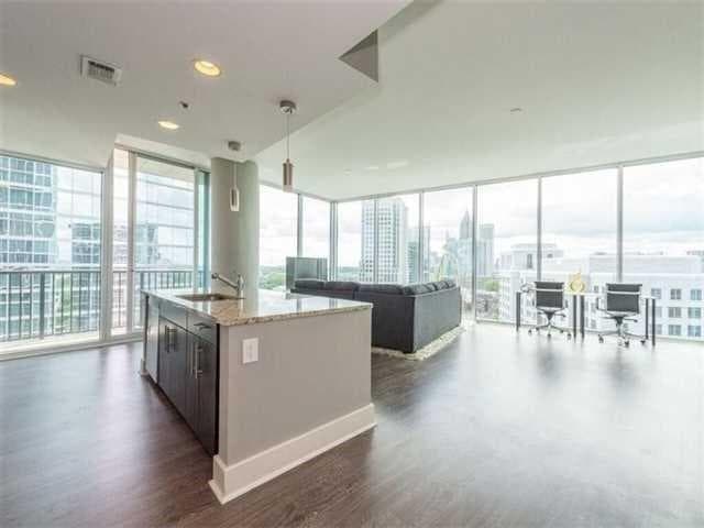 2 bedroom, 1,397 sq ft condominium sold at 1080 Peachtree Street 1610, Atlanta, GA 30309