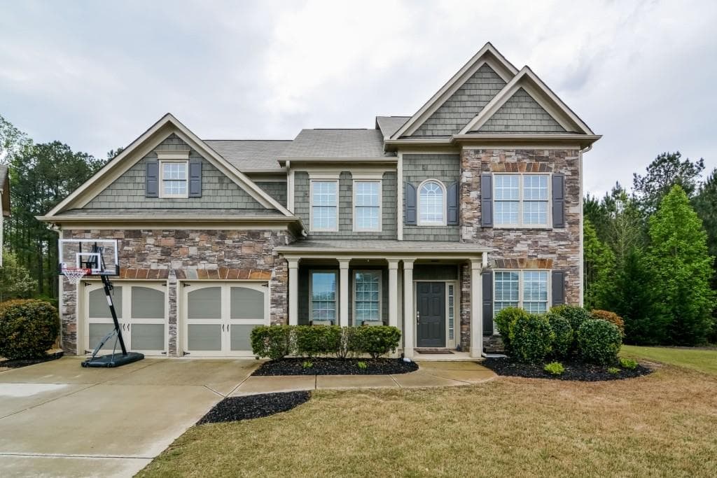 4 bedroom, 2,932 sq ft single family residence sold at 312 Royal Sunset Drive, Dallas, GA 30157