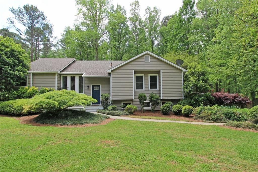 925 Victoria Landing Drive, Woodstock, GA 30189 — most recent listing photo