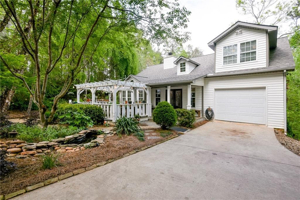 6490 Wildwood Trail, Flowery Branch, GA 30542 — most recent listing photo