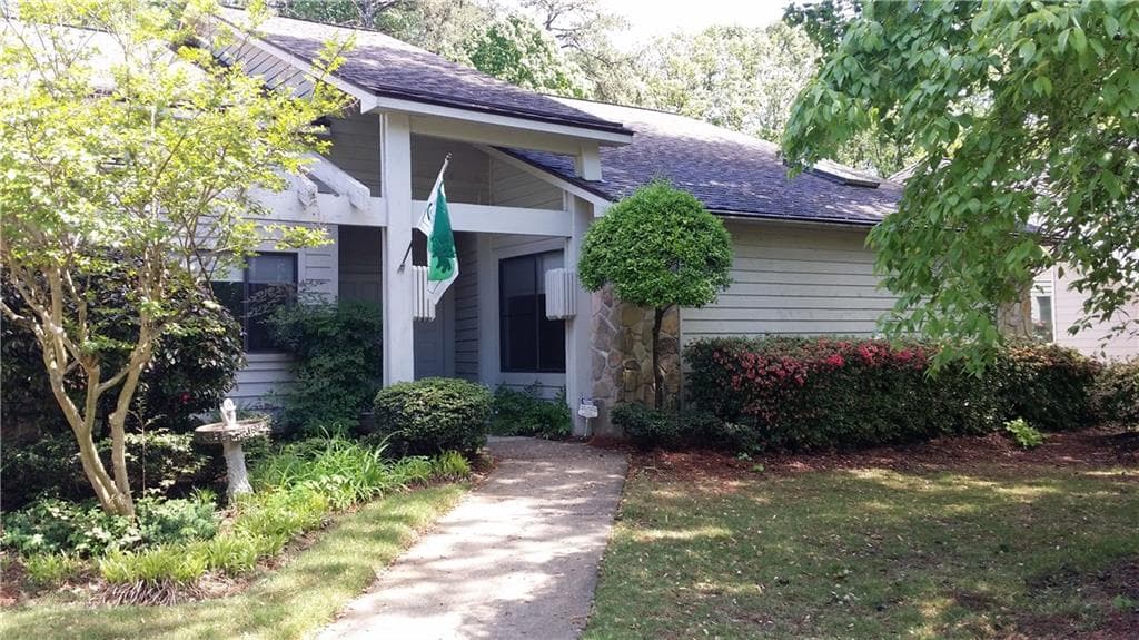 1948 Hunters Bend Court, Marietta, GA 30062 — most recent listing photo