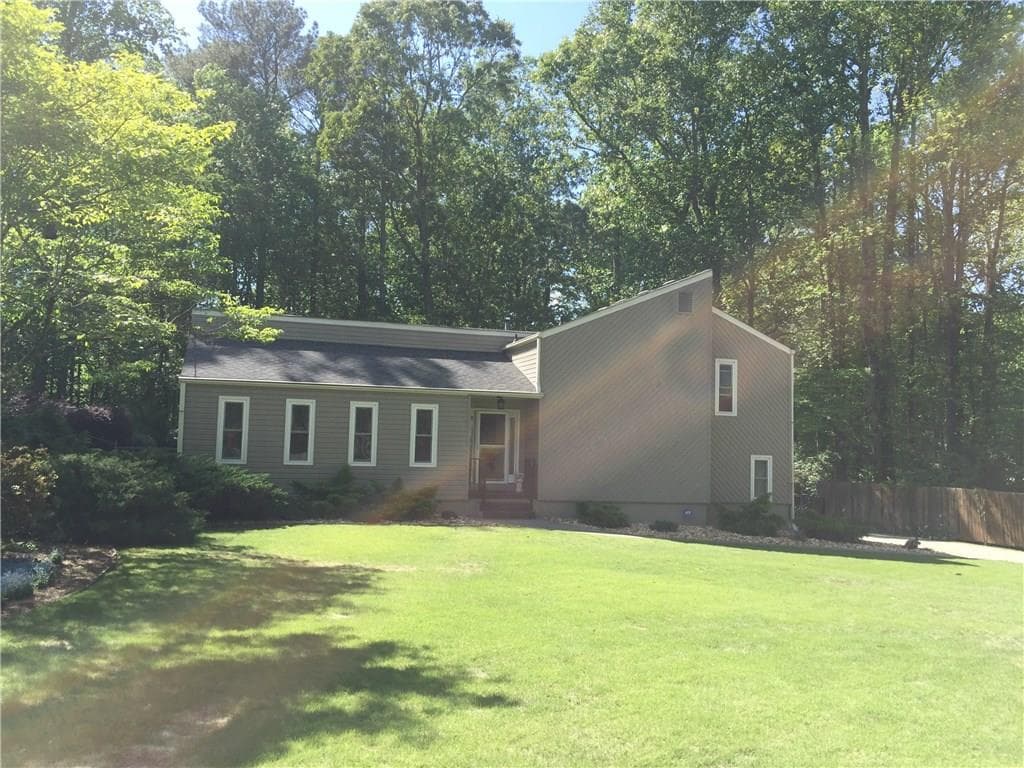 3185 Oak Drive, Marietta, GA 30066 — most recent listing photo