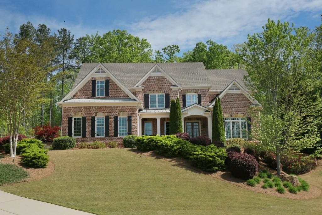 220 Highlake Court, Roswell, GA 30075 — most recent listing photo