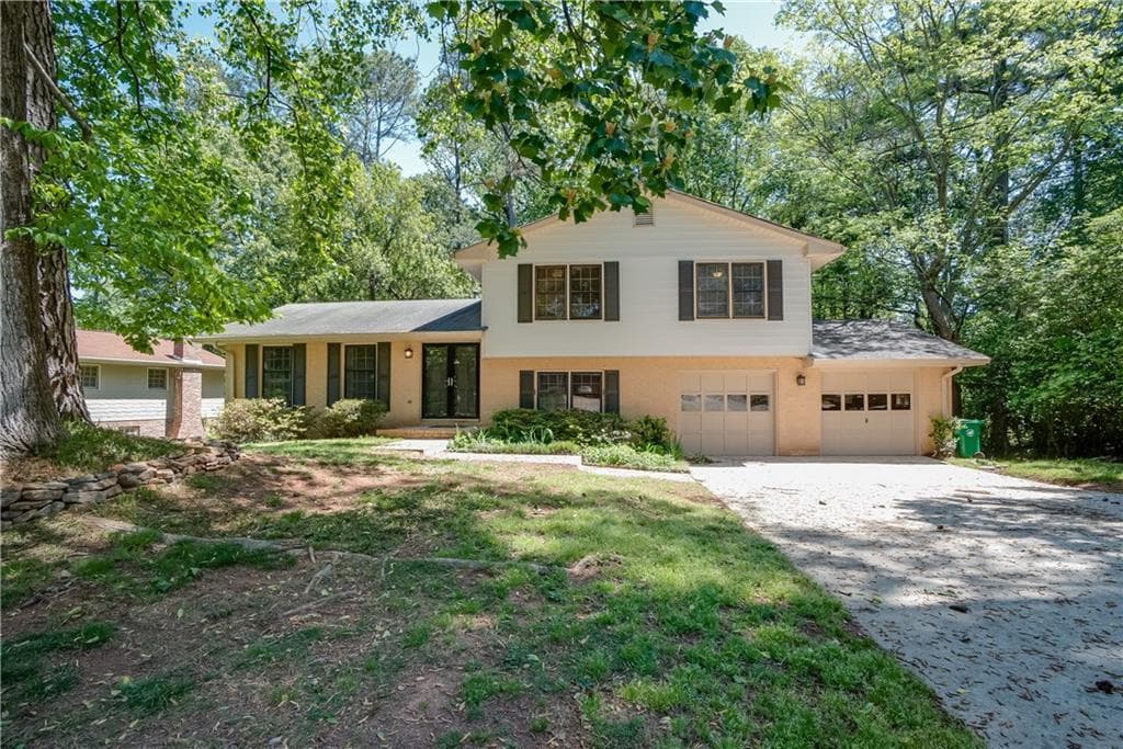 4 bedroom single family residence sold at 2633 Stella Burns Drive, Tucker, GA 30084