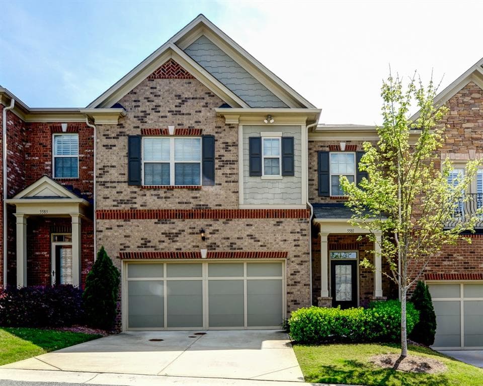 3 bedroom, 2,588 sq ft townhouse sold at 5581 High Point Road, Atlanta, GA 30342