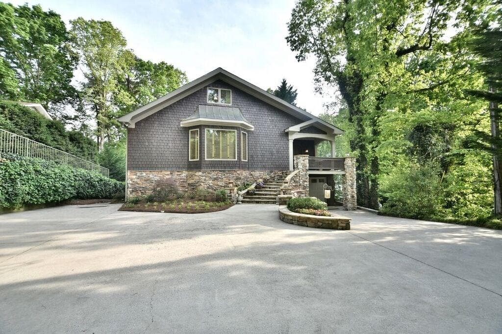 3631 Lodgehaven Drive, Gainesville, GA 30506 — most recent listing photo