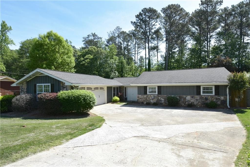 4037 Plantation Drive, Marietta, GA 30062 — most recent listing photo