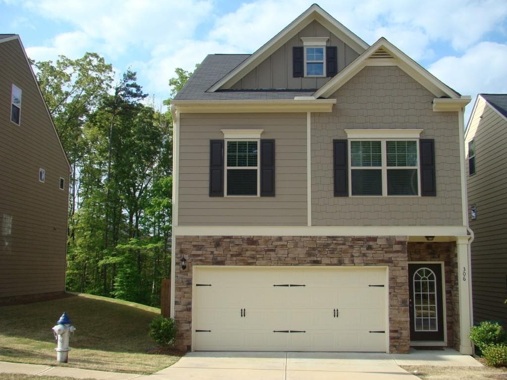 306 Lakeside Lane, Woodstock, GA 30188 — most recent listing photo
