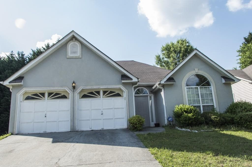 1125 Golden Valley Court, Lawrenceville, GA 30043 — most recent listing photo