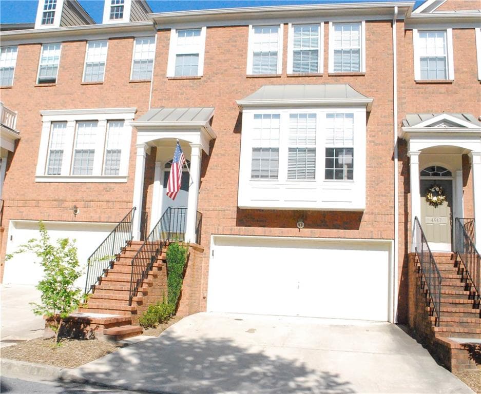 3 bedroom, 2,232 sq ft townhouse sold at 4915 Payson Way, Atlanta, GA 30339