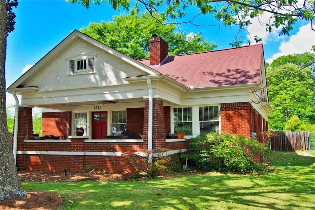 3 bedroom single family residence sold at 1421 Jefferson Avenue, East Point, GA 30344