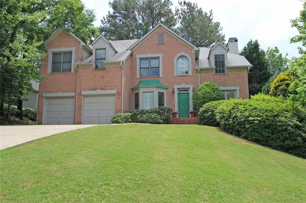 4 bedroom, 2,510 sq ft single family residence sold at 4021 Ironhill Lane, Woodstock, GA 30189