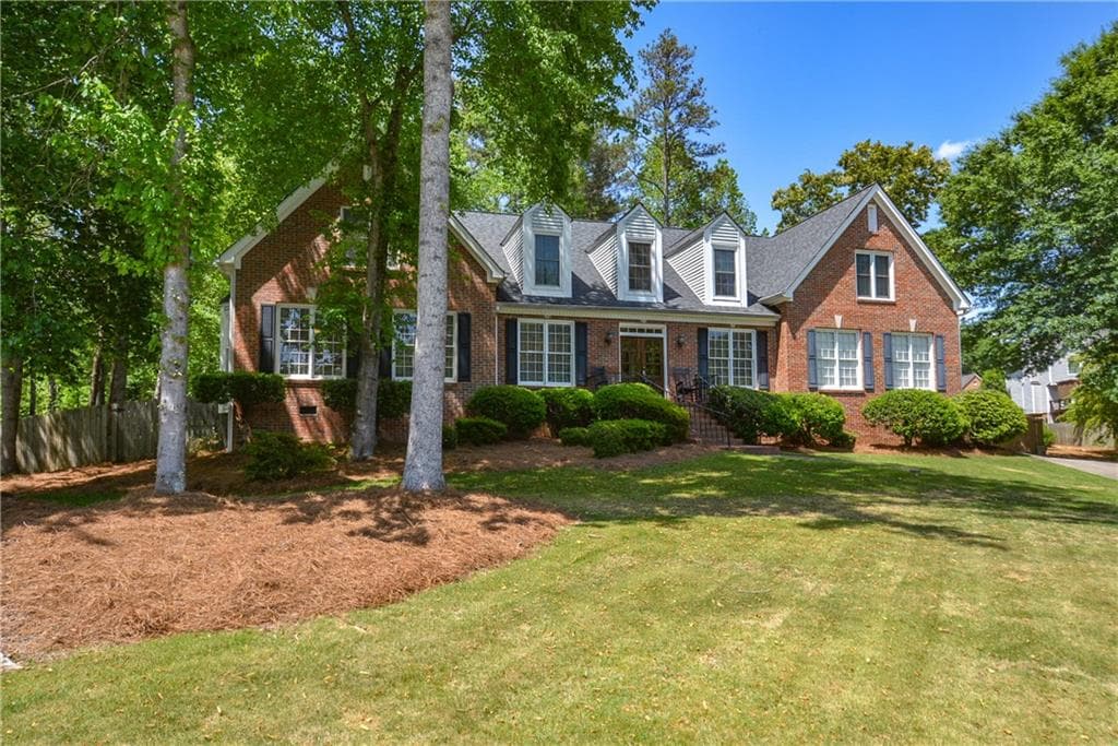 5 bedroom, 4,184 sq ft single family residence sold at 1182 Larson Lane, Marietta, GA 30064