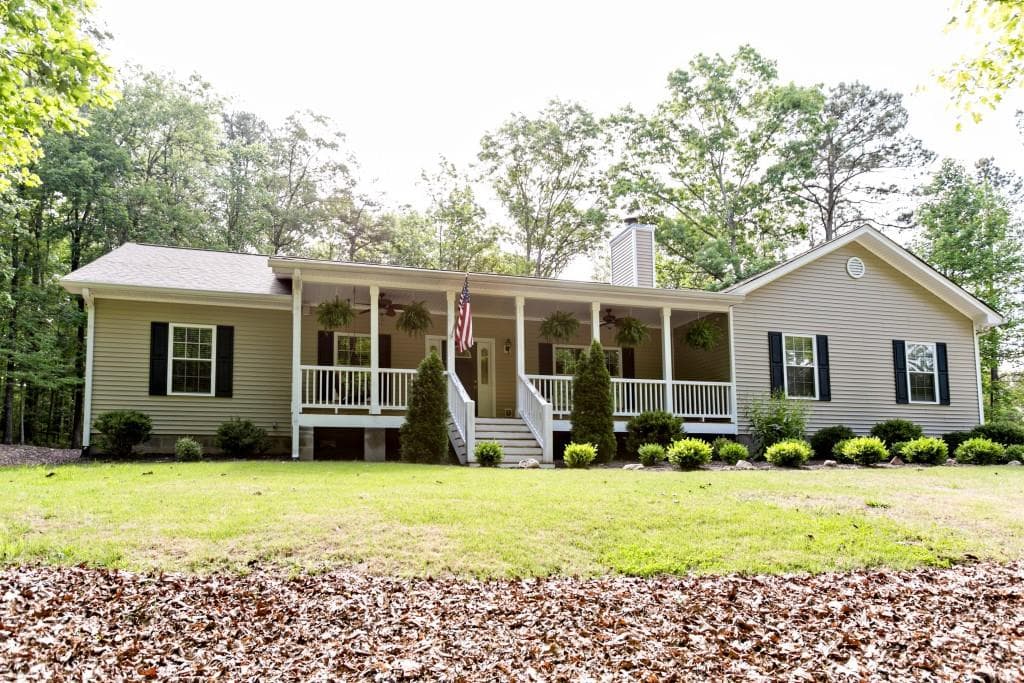 4878 Shady Rest Drive, Powder Springs, GA 30127 — most recent listing photo