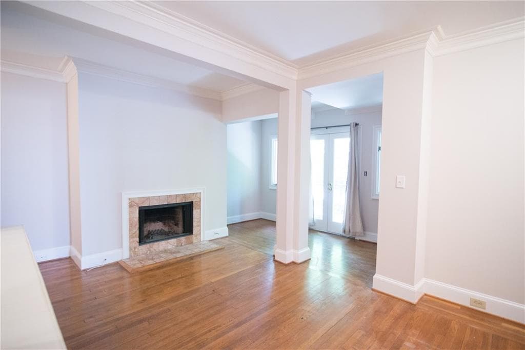 2 bedroom, 1,090 sq ft condominium sold at 2840 Peachtree Road 302, Atlanta, GA 30305