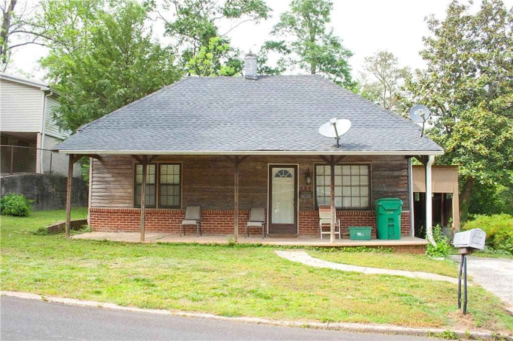 130 Jarvis Street, Canton, GA 30114 — most recent listing photo