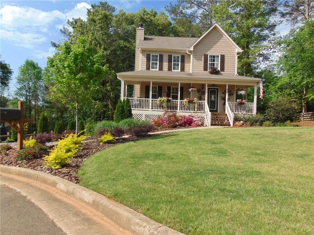 3 bedroom, 1,398 sq ft single family residence sold at 420 Wood Chase Lane, Canton, GA 30114