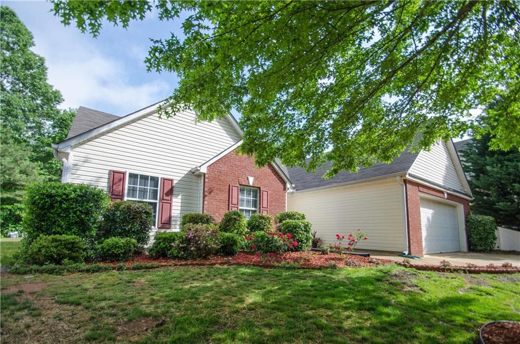 2919 Wynhaven Oaks Way, Lawrenceville, GA 30043 — most recent listing photo