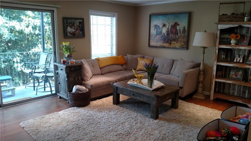 2 bedroom, 1,260 sq ft condominium sold at 6851 Roswell Road 028, Atlanta, GA 30328