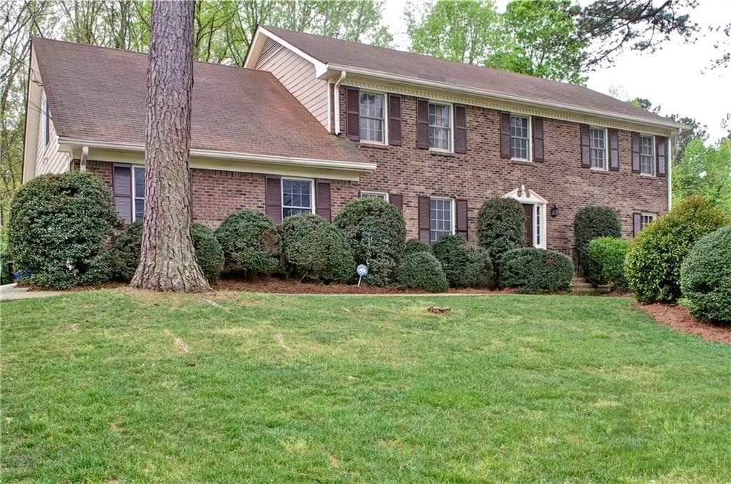 5129 Meadowcreek Drive, Dunwoody, GA 30338 — most recent listing photo