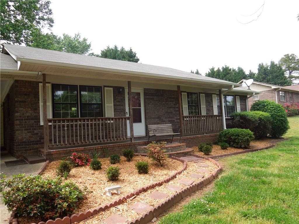 58 Laurie Court, Hiram, GA 30141 — most recent listing photo