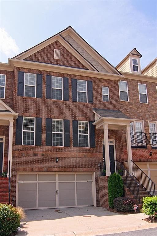 3 bedroom, 2,430 sq ft townhouse sold at 2532 Ashwicke Drive 30, Atlanta, GA 30339