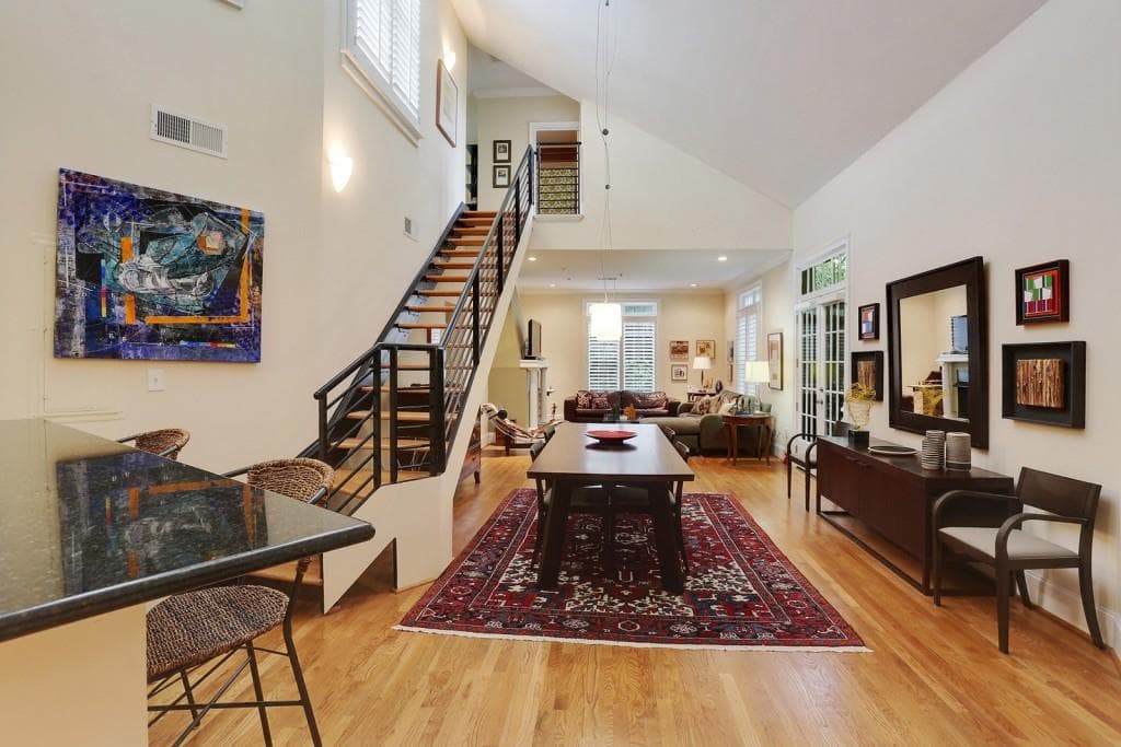 2 bedroom, 1,430 sq ft condominium sold at 270 15th Street 305, Atlanta, GA 30309