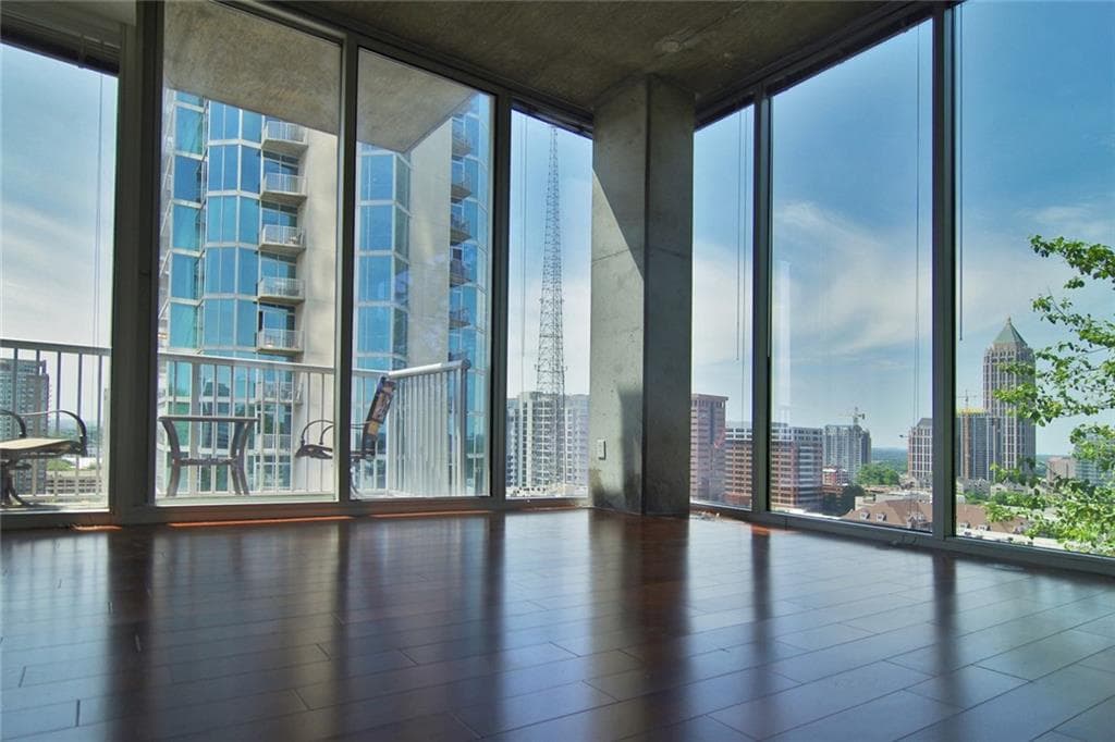 2 bedroom, 1,223 sq ft condominium sold at 855 Peachtree Street 1302, Atlanta, GA 30308