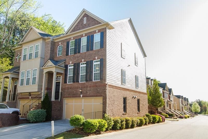 1015 Parkmont Way, Decatur, GA 30033 — most recent listing photo