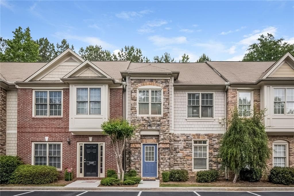 1222 Harris Commons Place 1222, Roswell, GA 30076 — most recent listing photo
