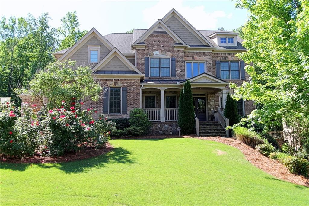 6 bedroom, 4,901 sq ft single family residence sold at 6045 Overlook Park Drive, Cumming, GA 30040