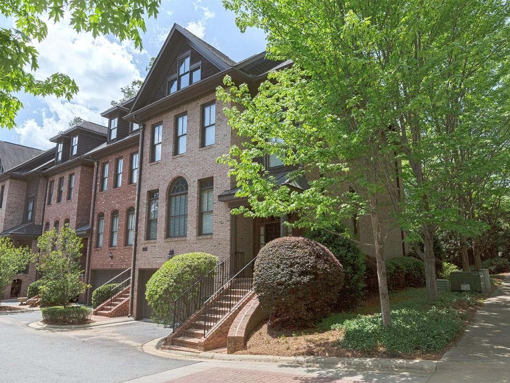4222 Rickenbacker Drive 1, Atlanta, GA 30342 — most recent listing photo
