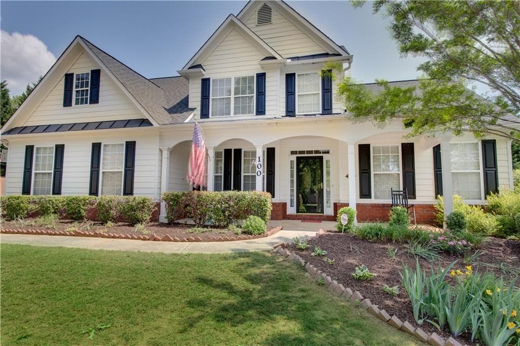 4 bedroom single family residence sold at 100 Woodview Court, Woodstock, GA 30188