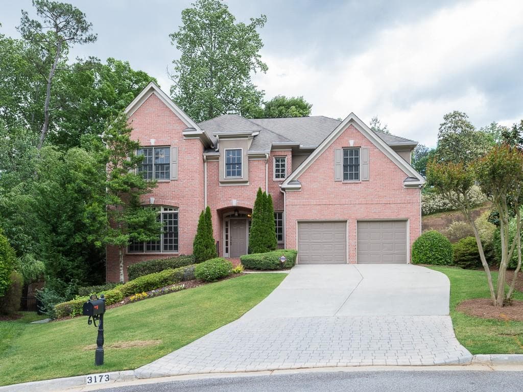 3173 Windsor Lake Drive, Brookhaven, GA 30319 — most recent listing photo