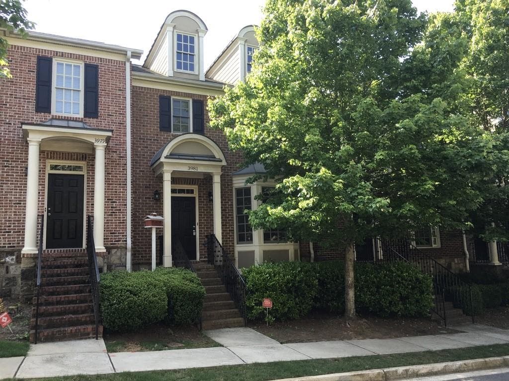 3 bedroom townhouse sold at 3981 Covey Flush Court, Smyrna, GA 30082