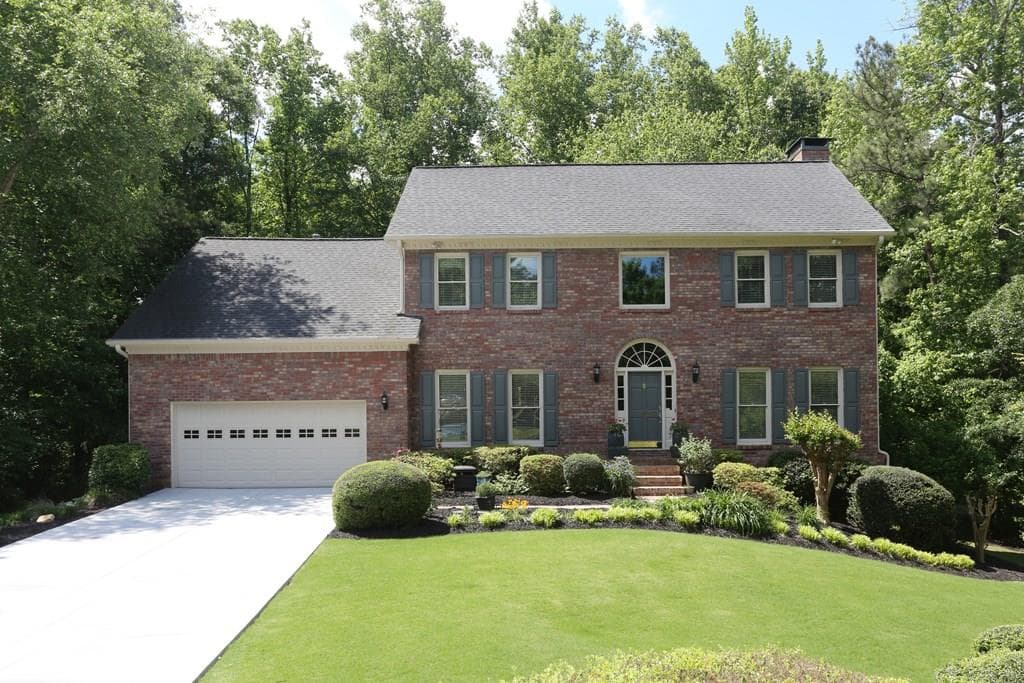 4 bedroom, 2,983 sq ft single family residence sold at 165 Watermill Falls, Alpharetta, GA 30004