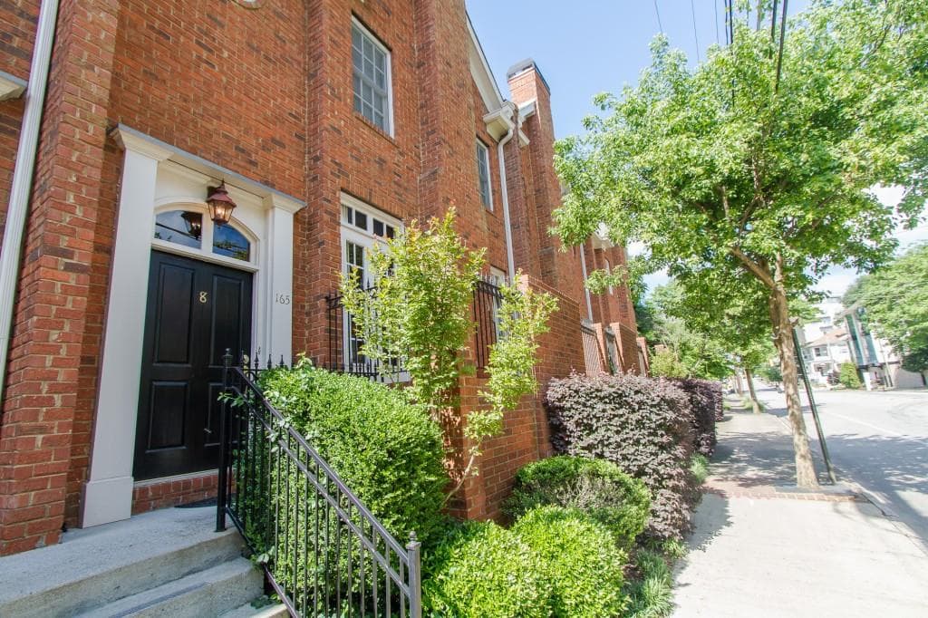 2 bedroom, 1,634 sq ft townhouse sold at 774 Piedmont Avenue A8, Atlanta, GA 30308