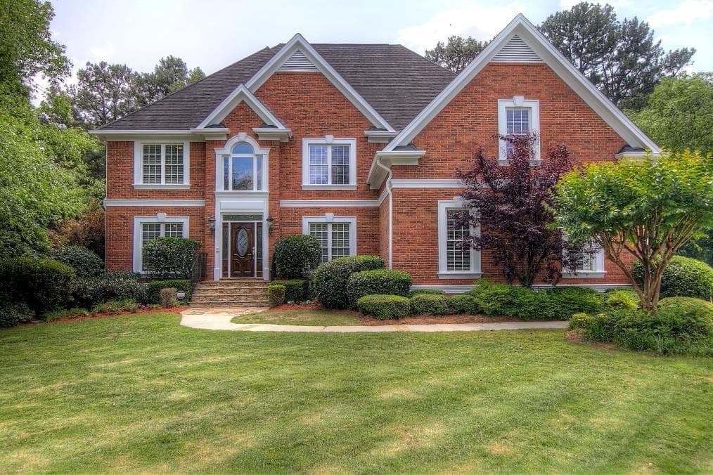 6 bedroom, 5,010 sq ft single family residence sold at 3310 Hadleigh Court, Marietta, GA 30067