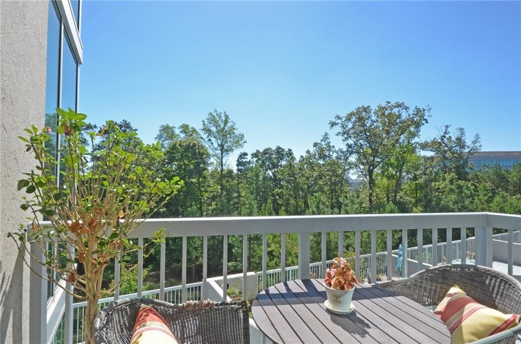 1 bedroom, 1,171 sq ft condominium sold at 3300 Windy Ridge Parkway 614, Atlanta, GA 30339